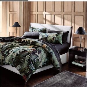 CB2 Brabd New King Duvet and Shams